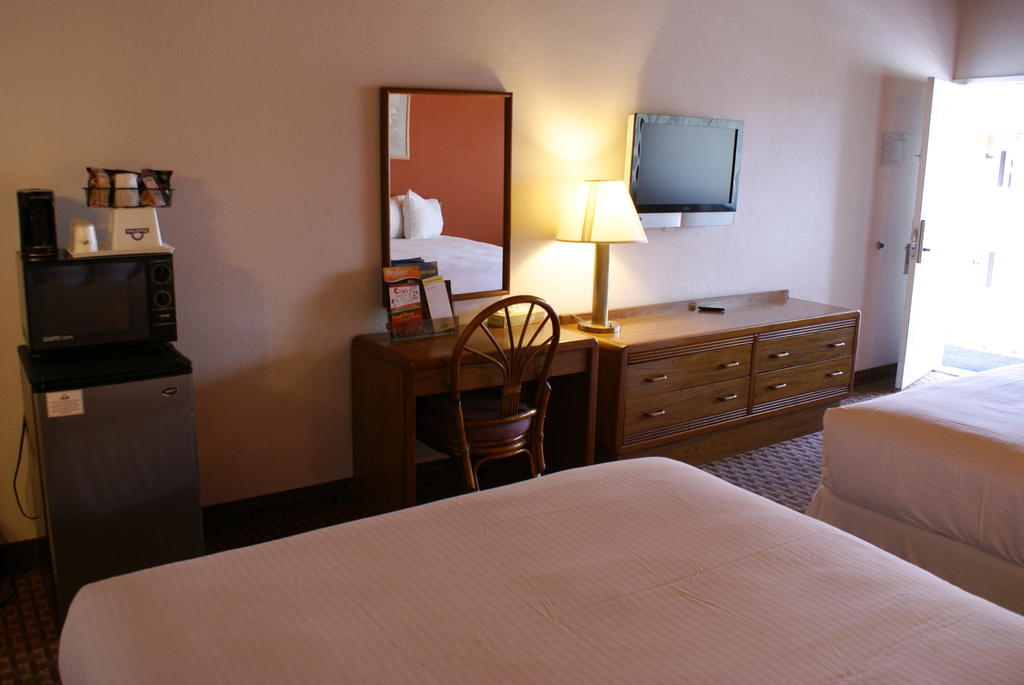 סן דייגו Days Inn Harbor View מראה חיצוני תמונה