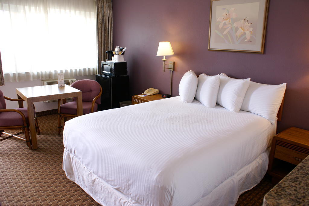 סן דייגו Days Inn Harbor View מראה חיצוני תמונה